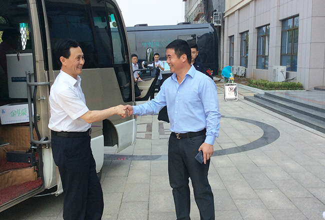 泰安市刘卫东副市长视察永盛·世纪康城项目